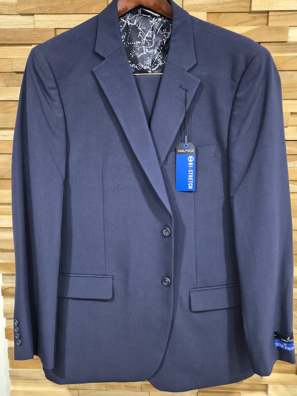 Nautica Men's Dark Navy Stretch Two-Button Blazer - Size L44, W38; New With Tags